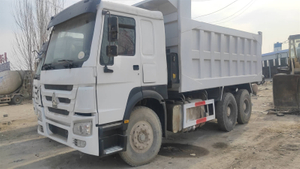 10 Wheel Sinotruck Howo Used 375hp Dump Truck